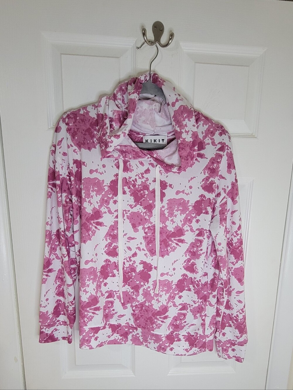 K-I-K-I-T Women Size M Pink and White Splatter Hoodie Pullover
